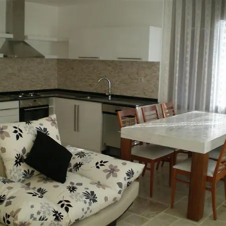 Welcome To The Two Attached Villas On Gated Community Accommodation Up To 12 * Belek